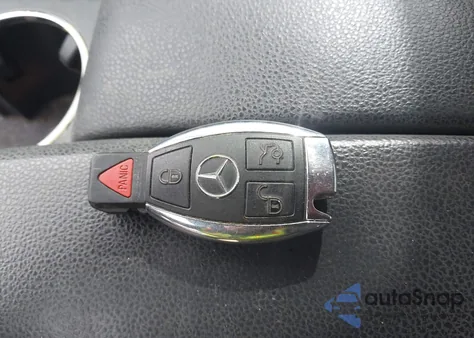 2009 Mercedes-Benz C 300 Luxury 4Matic/Sport 4Matic из США, поврежденный, VIN WDDGF81X09R069695